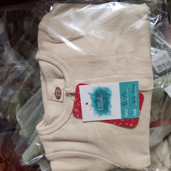 Baby Unisex Fall Cream Bottom Snap Jumpsuit Littlechic Boutique - Picture 7 of 7